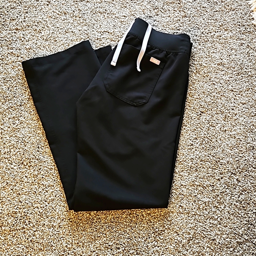 FIGS Livingston Scrub Pants